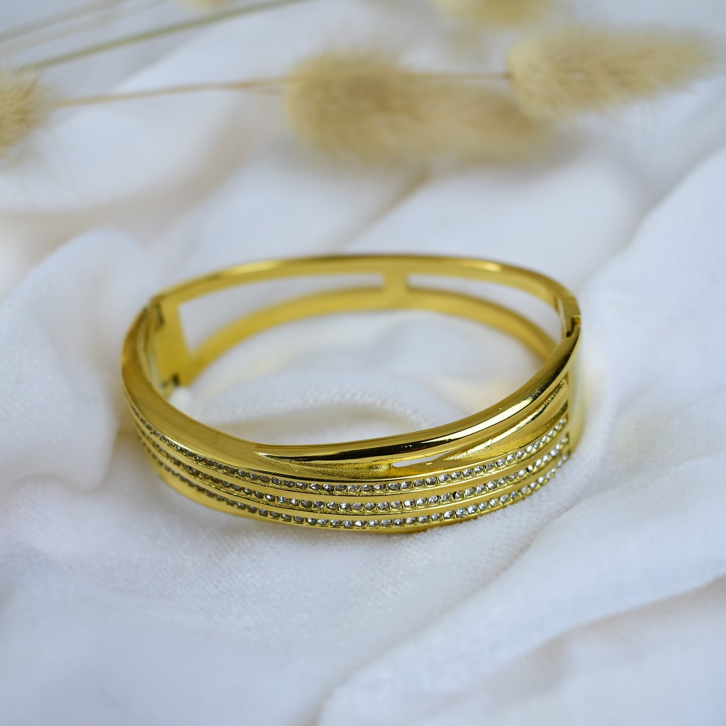Lustre Line Bangle