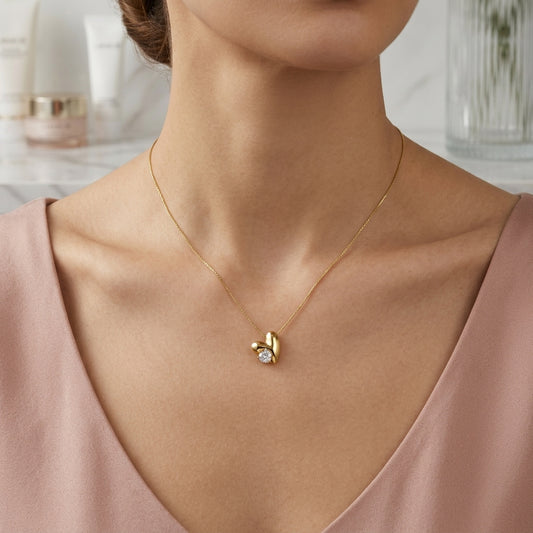 Crystal Heart Glow Necklace