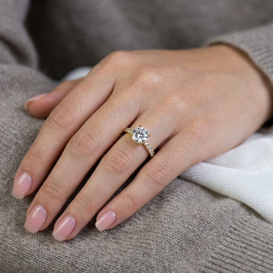 Luxe Solitaire Ring