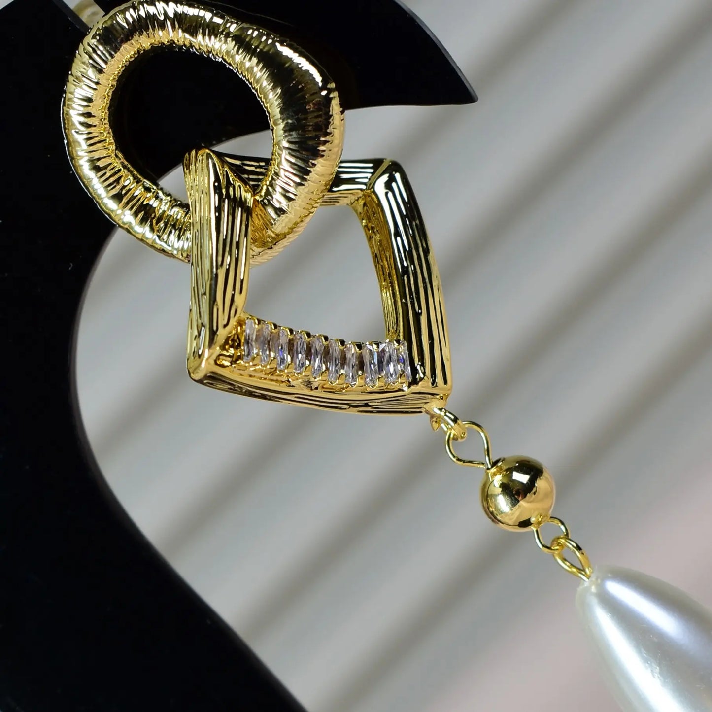 Luxe Pearl Drop Earrings