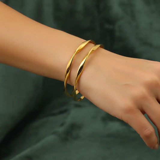 Twisted Bangle Set