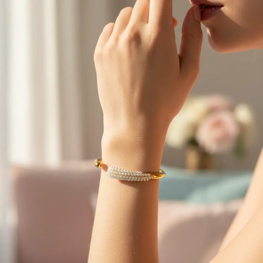 Seraphina Pearl Curve Cuff
