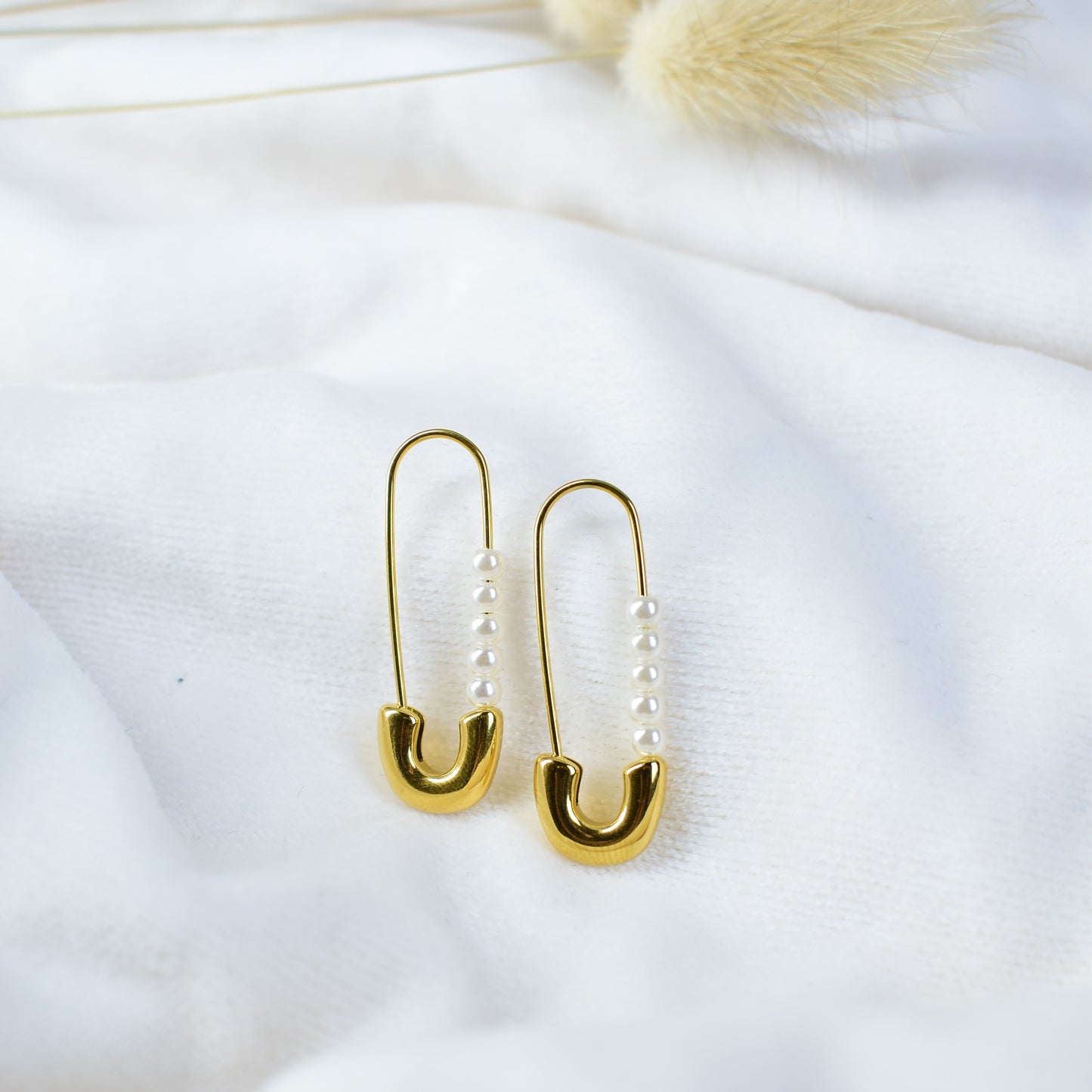Pearl Pin Earrings