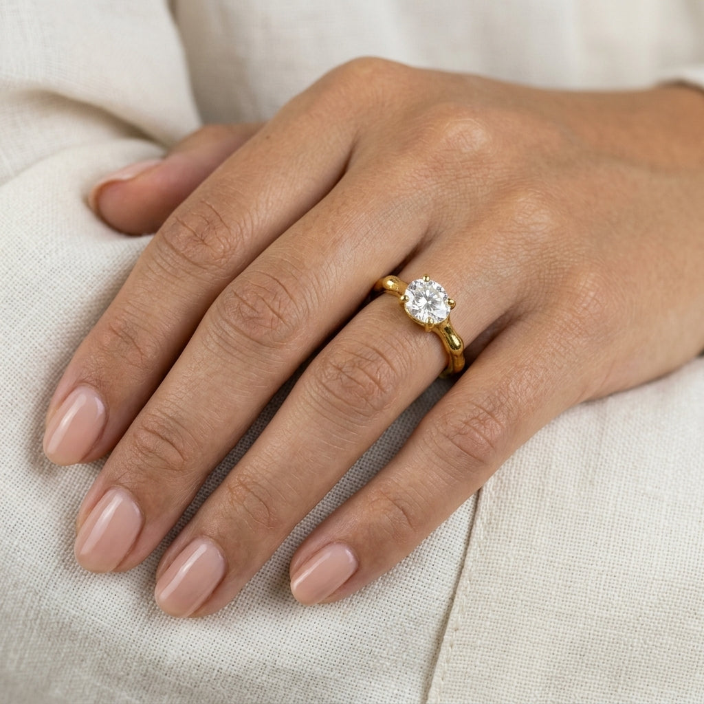 Aurora Solitaire Ring