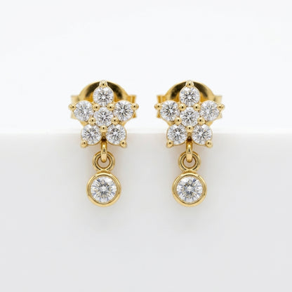 Daisy Spark Drop Studs