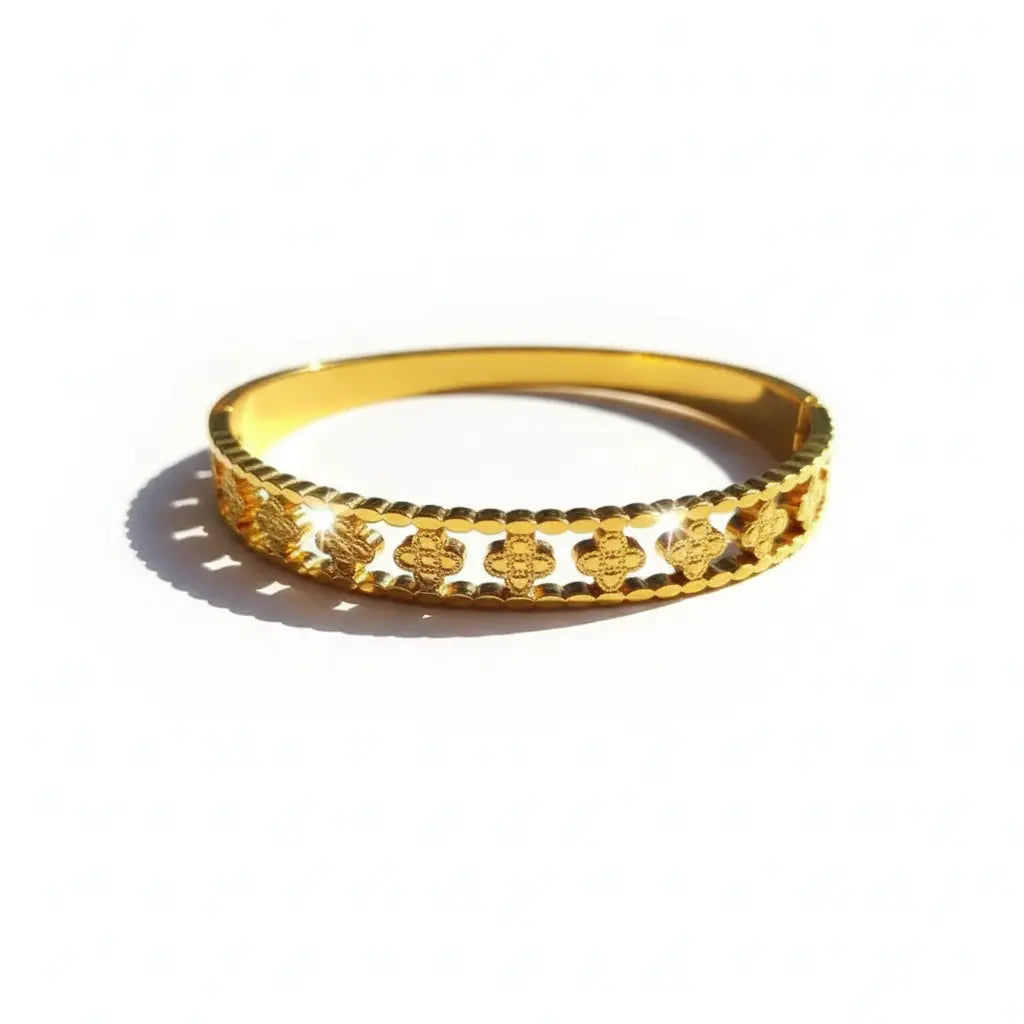 Luck Clover Bangle