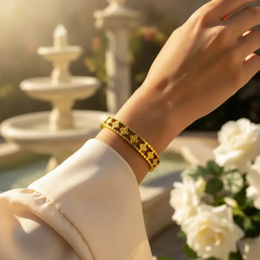 Luck Clover Bangle