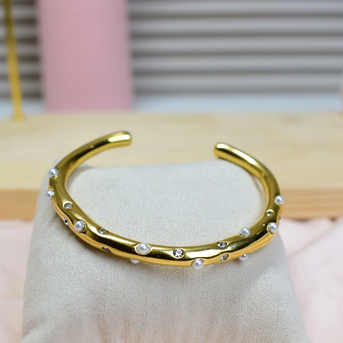 Aurielle Pearl Glow Cuff