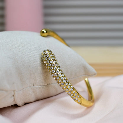 Luminara Pave Curve Cuff
