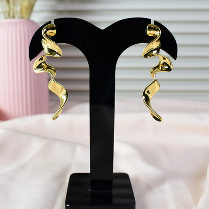 Golden Wave Sculpt Earrings