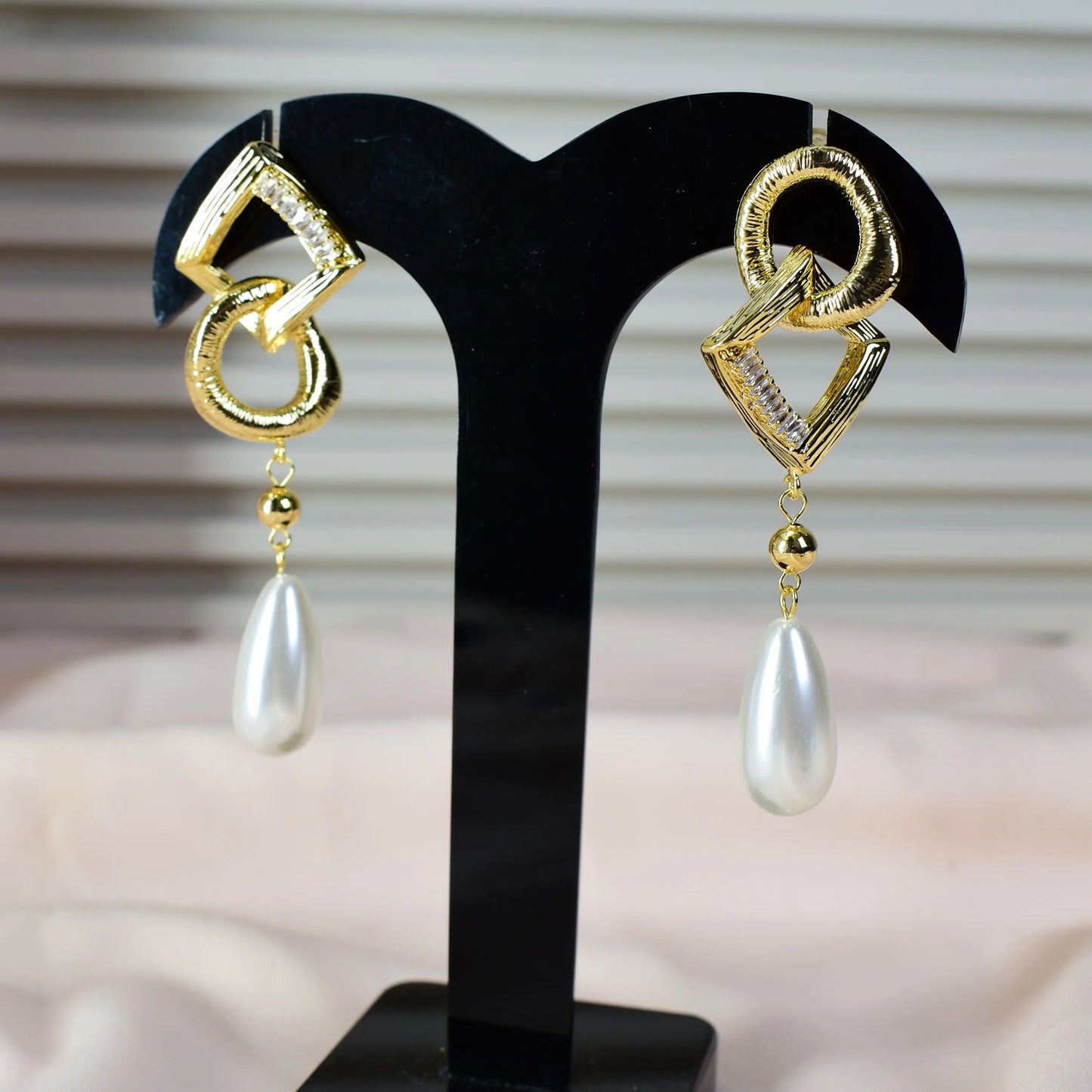 Luxe Pearl Drop Earrings