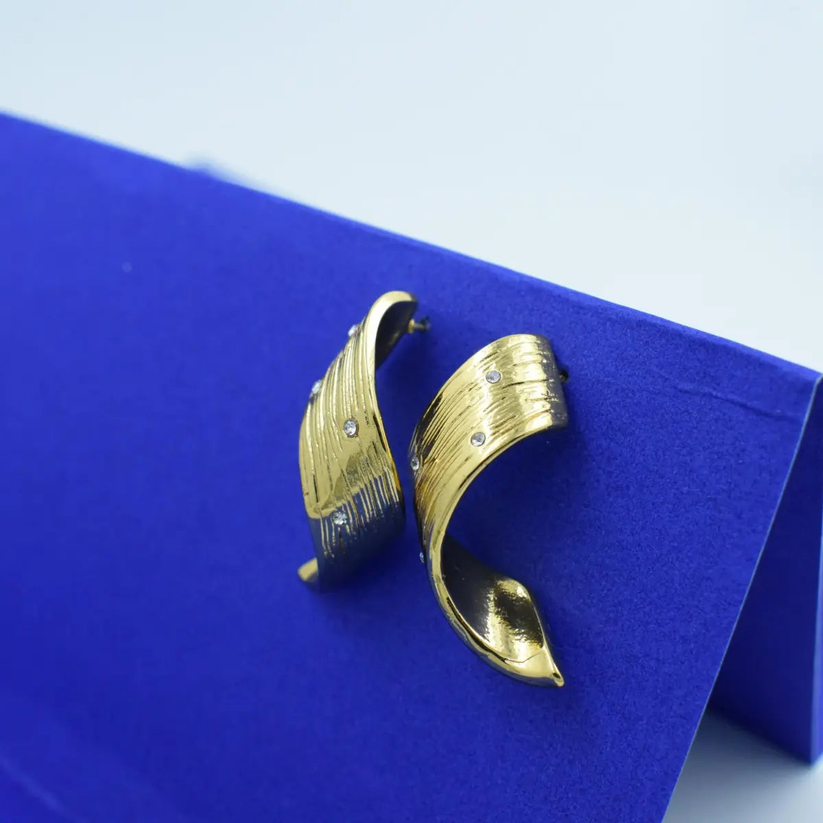 Textured Wave Leaf Earrings