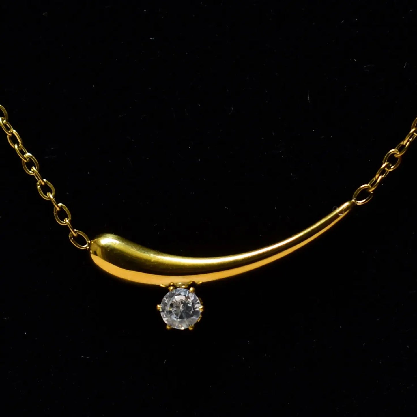 Luna Curve Pendant Necklace