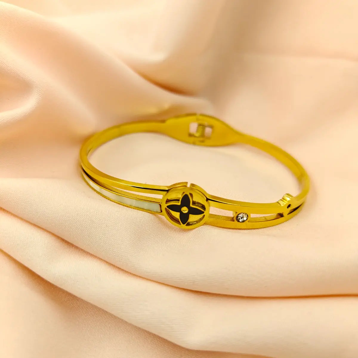 Subtle Bloom Bangle