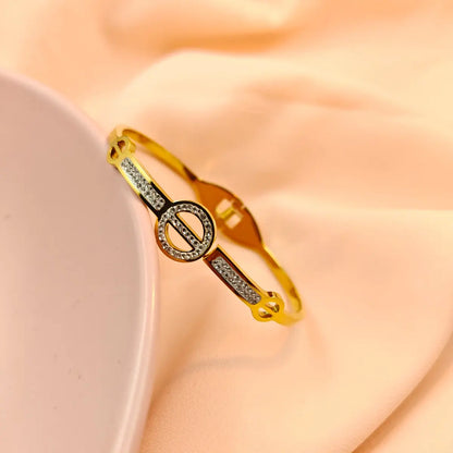 Radiant Arc Bangle
