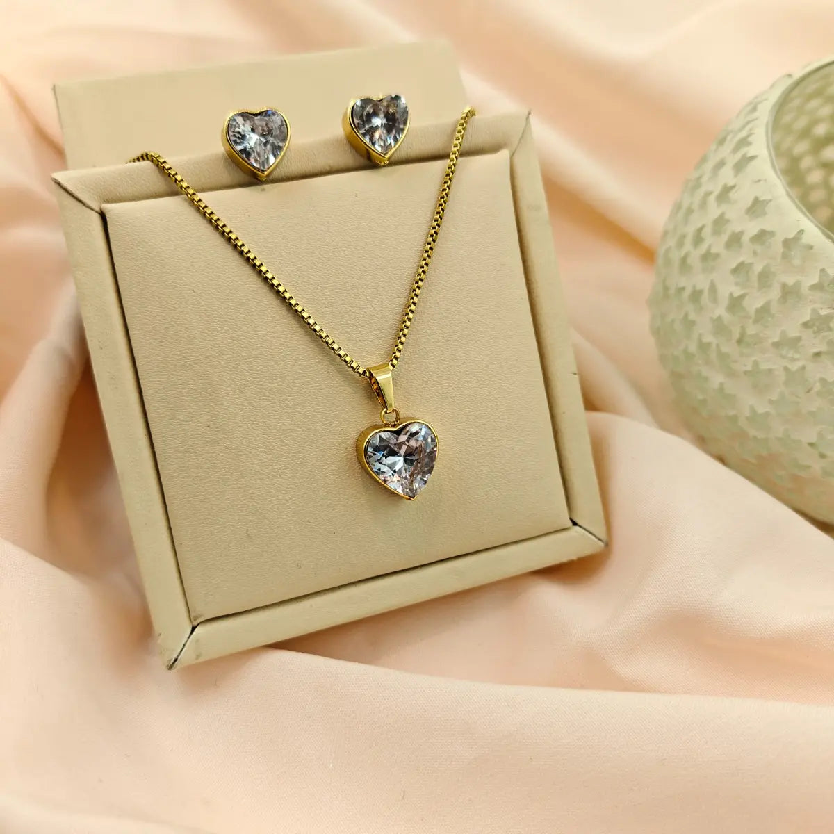 Faceted Heart Pendant Set