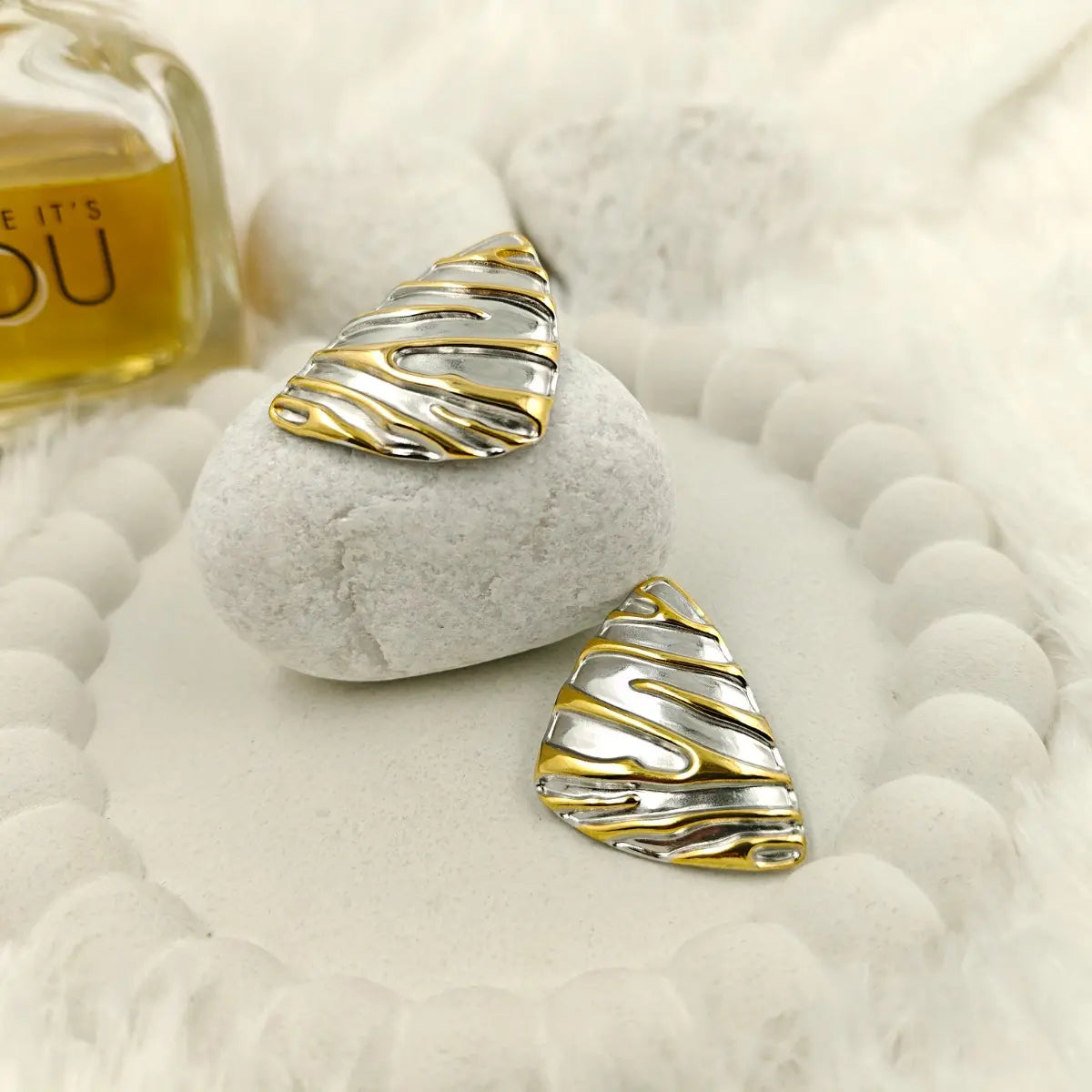 Two Tone Ribbed Statement Stud Earrings