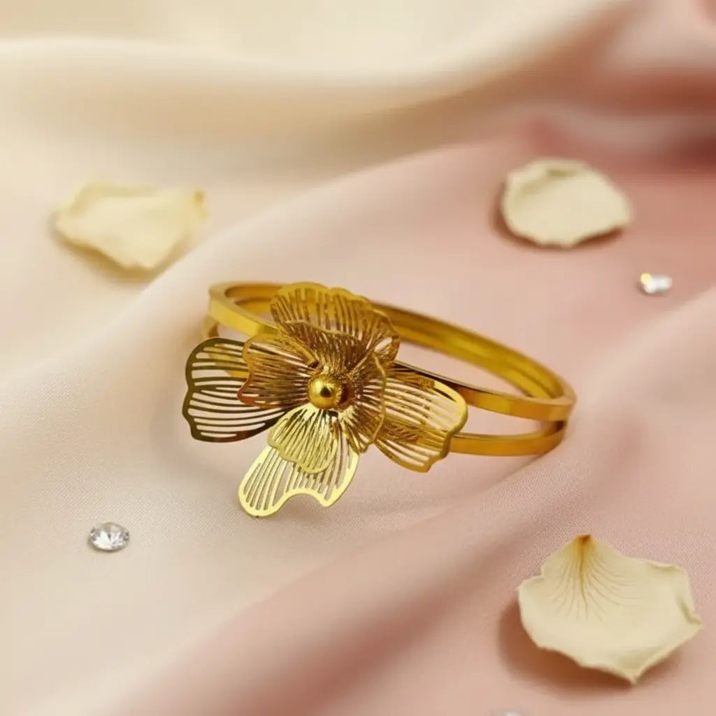 Elegance Bloom Bangle