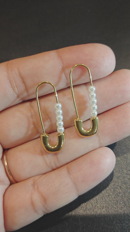 Pearl Pin Earrings