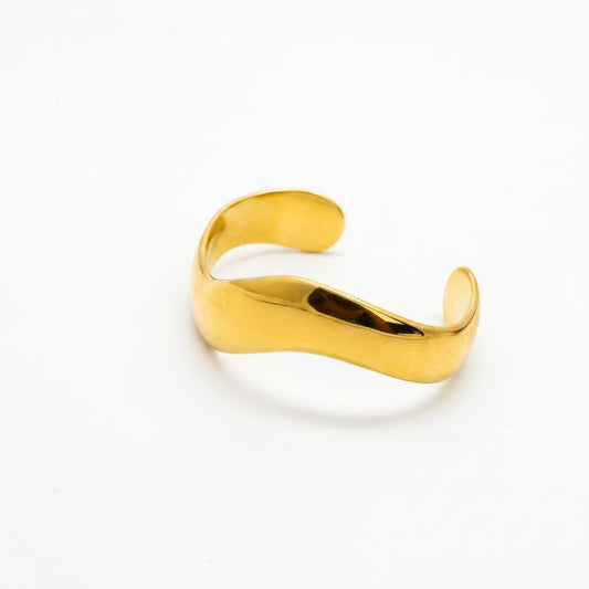 Wavy Luxe Cuff