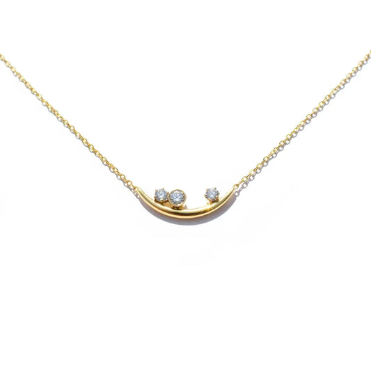 Celeste Curve Necklace