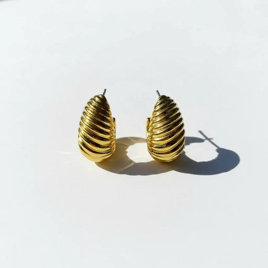 Ribbed Croissant Stud Earrings