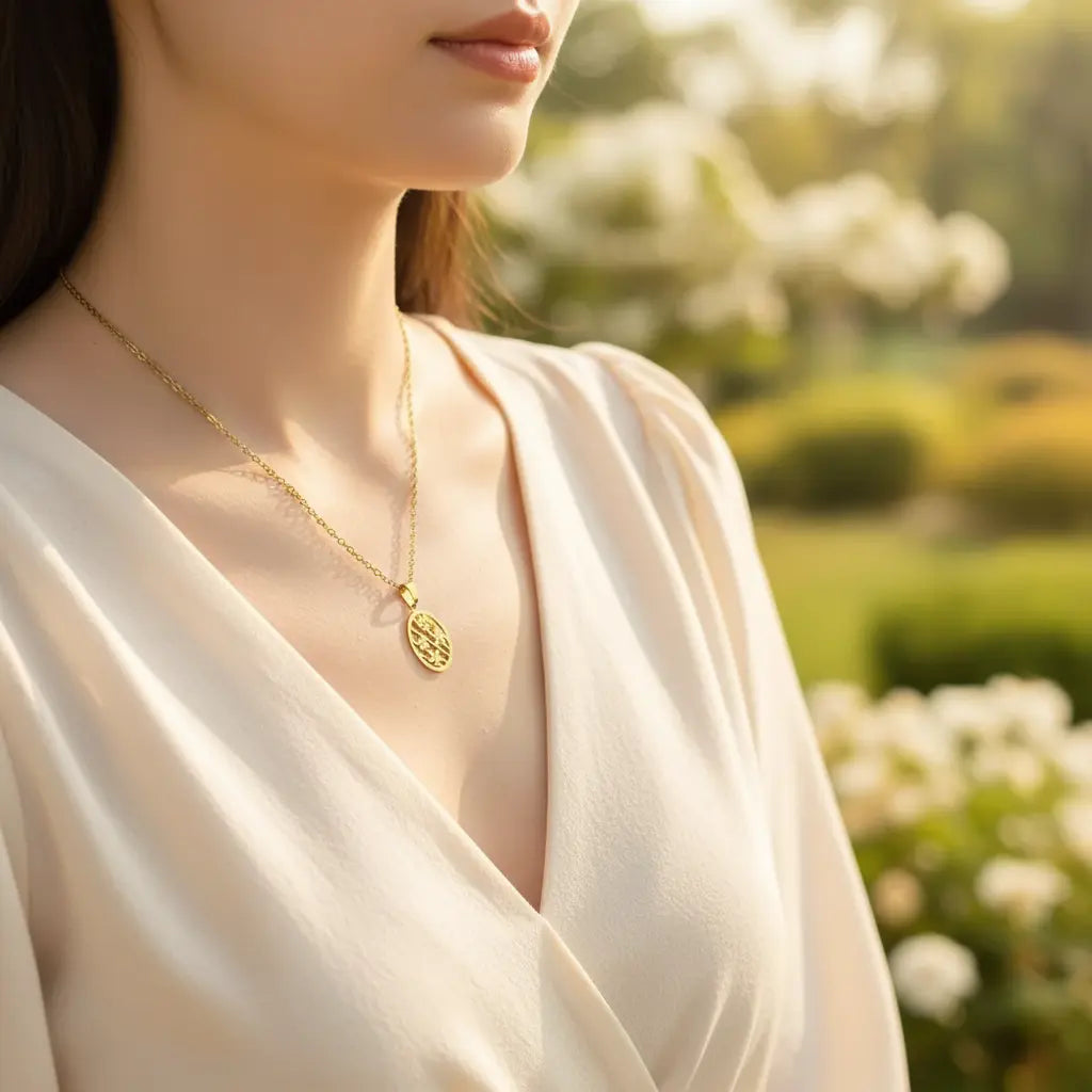 Blooming Oval Necklace