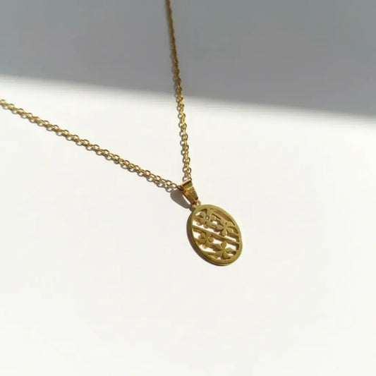 Blooming Oval Necklace