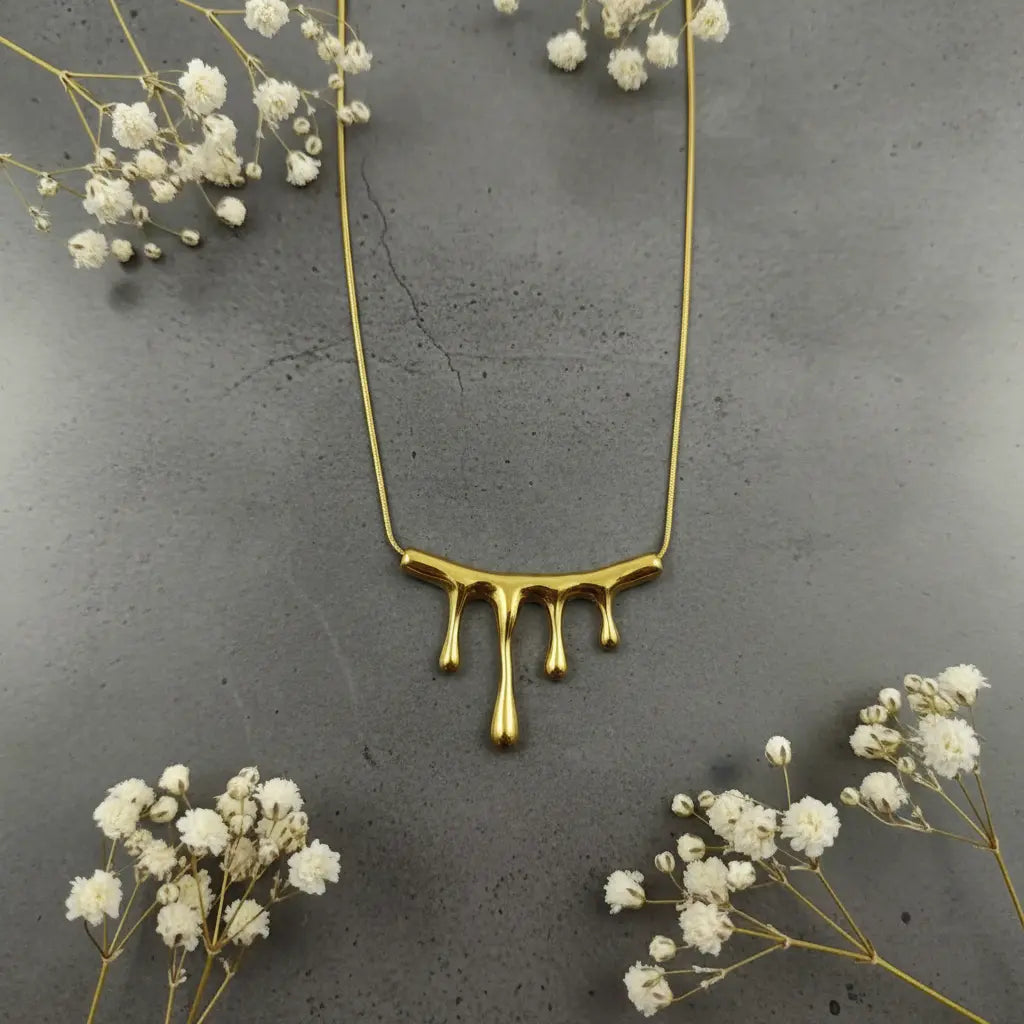 Liquid Drop Bar Necklace