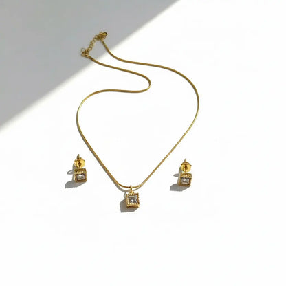 Glimmering Grace Pendant Set