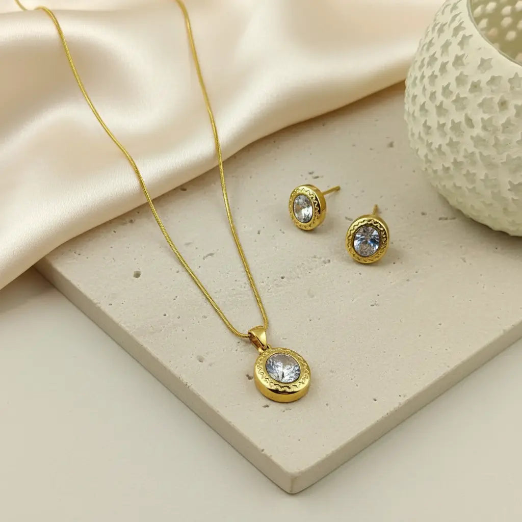 Faceted Oval Pendant Set