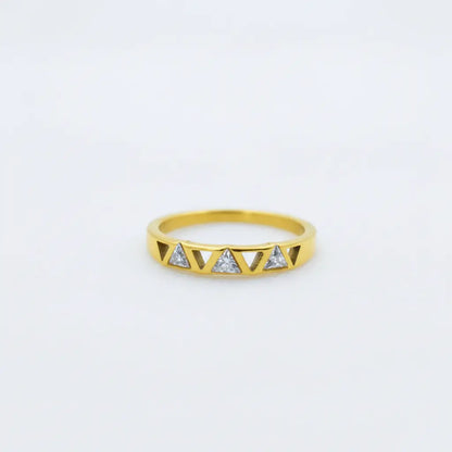 Geometric Triangle Inset Ring