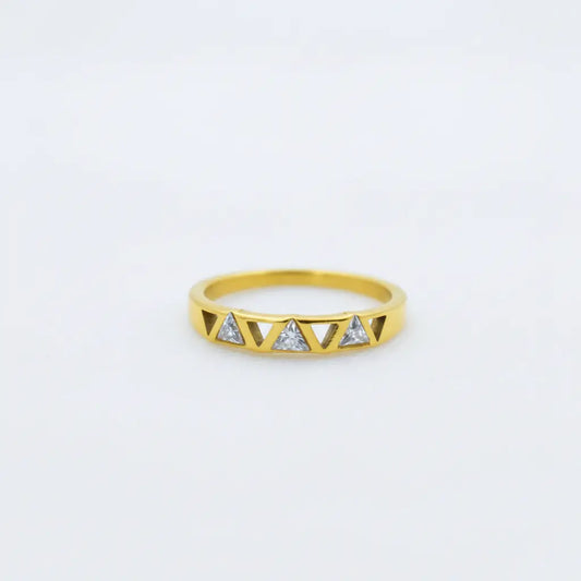 Geometric Triangle Inset Ring