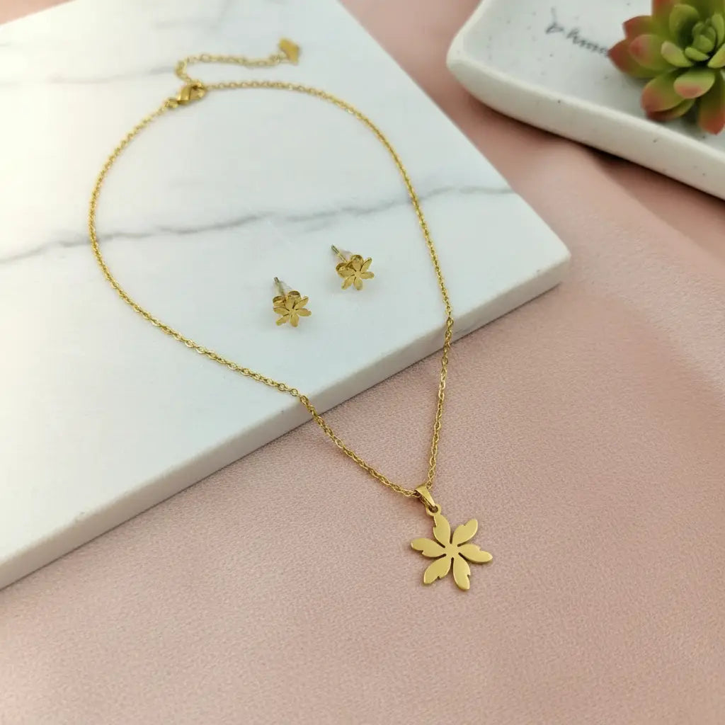 Minimalist Flower Pendant Set