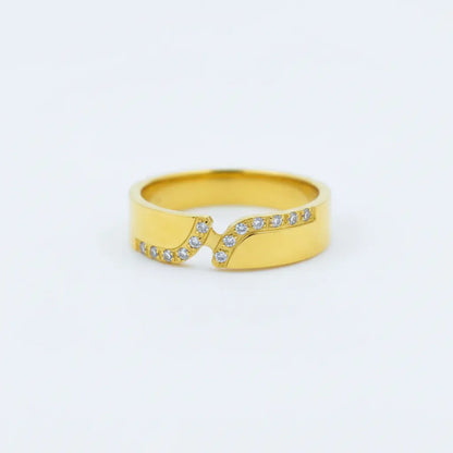 Golden Contour Crystal Ring