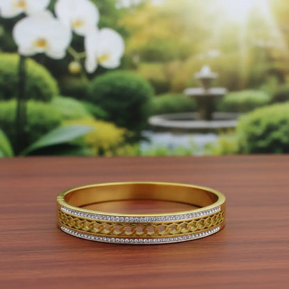 Crystal Encrusted Chain Link Bangle