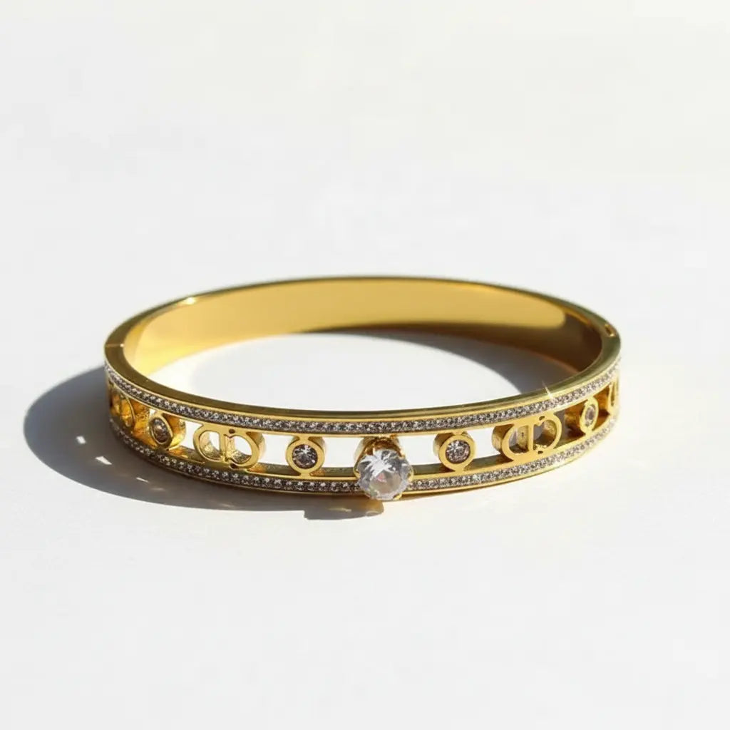Solitaire Luxe Bangle
