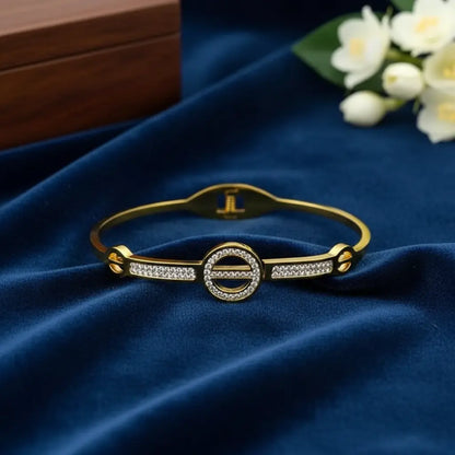 Radiant Arc Bangle