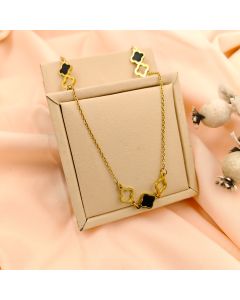 Long Elegant Clover Necklace