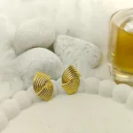 Vintage Ribbed Knot Earrings – Anti Tarnish Gold Plated