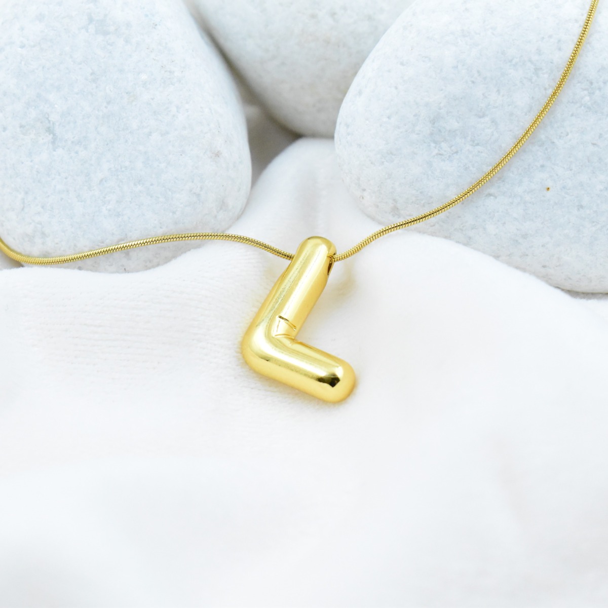 Bold ‘L’ Initial Pendant