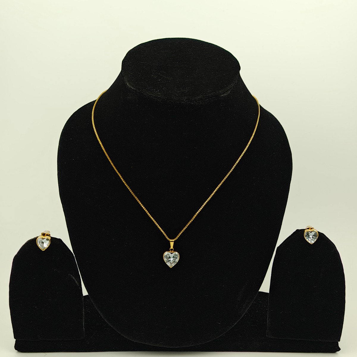 Faceted Heart Pendant Set  - Hover