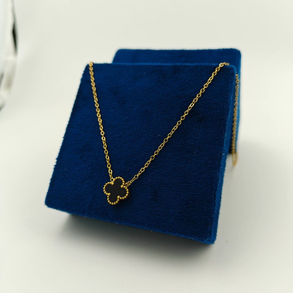 Midnight Clover Necklace - Hover