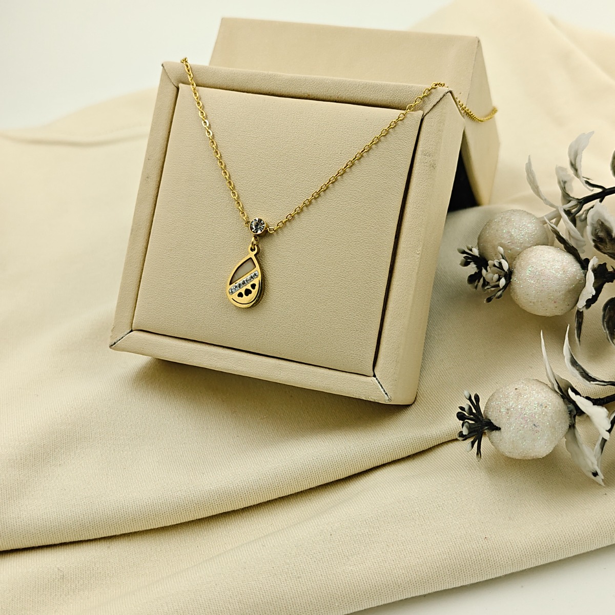 Teardrop Confidence Necklace - Hover