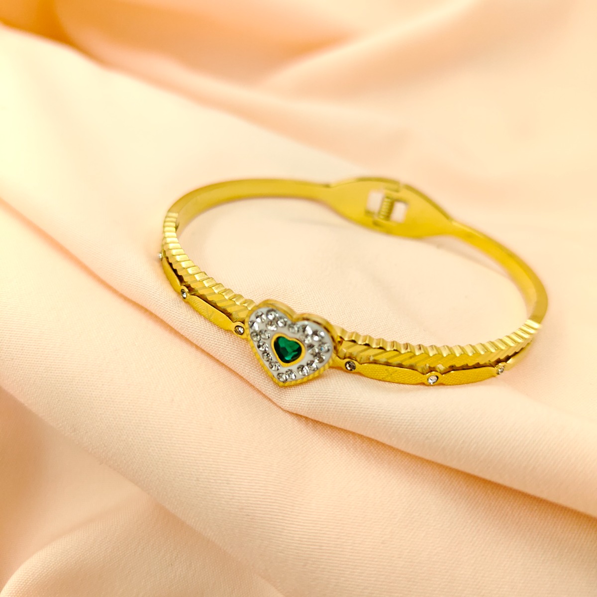 Emerald Love Bangle