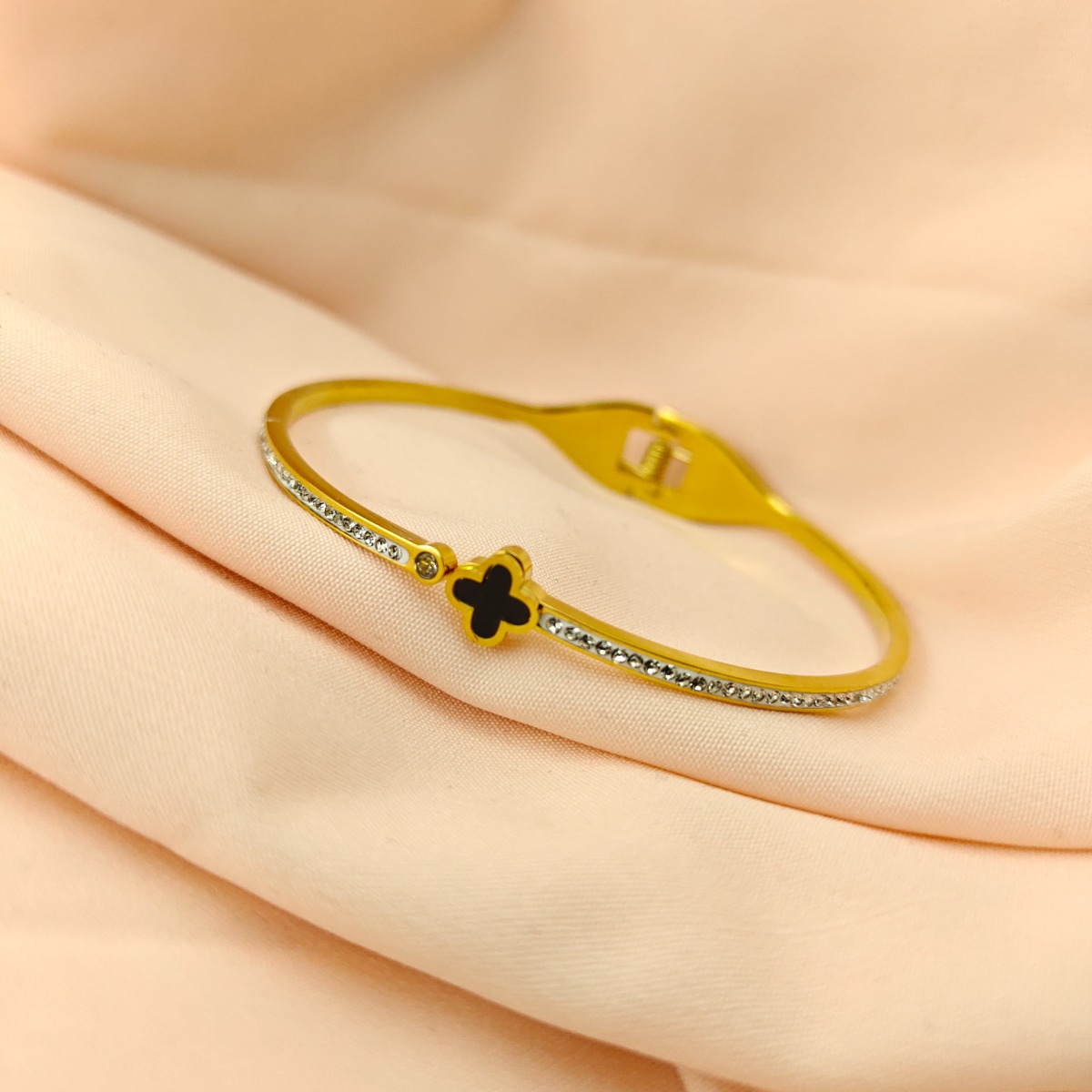 Crystal & Clover Gold Bangle