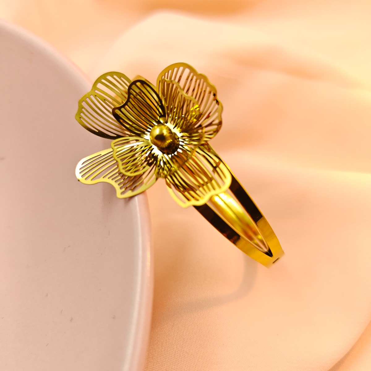 Elegance Bloom Bangle