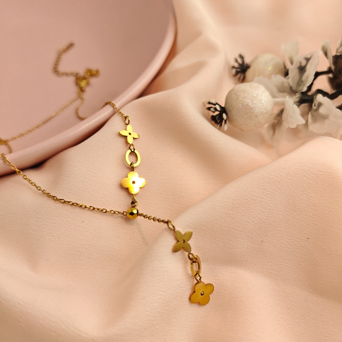 Adjustable Floral Drop Necklace