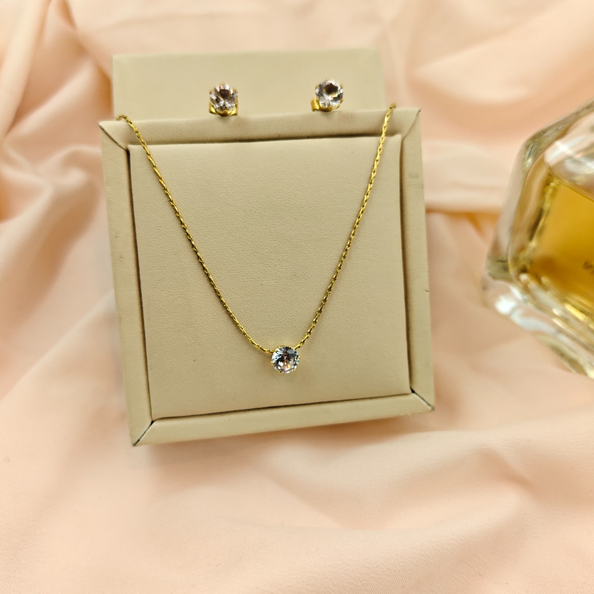 Everyday Elegance Pendant Set