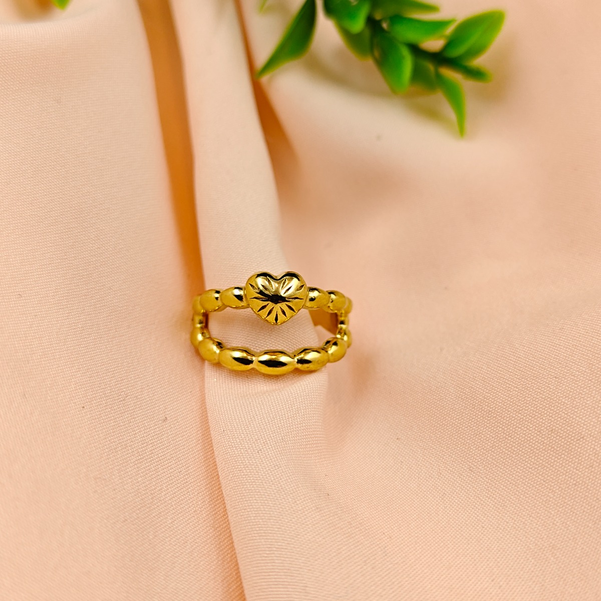 Floating Heart Ring 